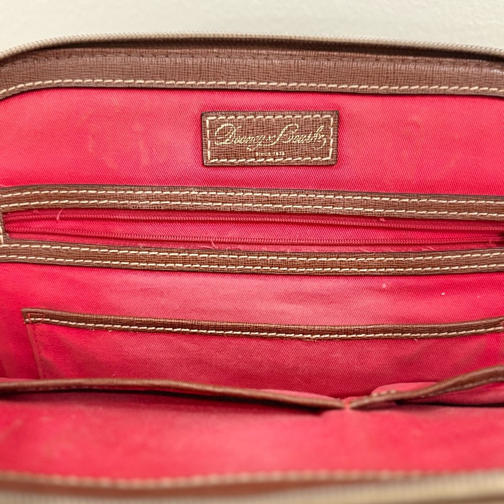 Dooney & Bourke VINTAGE Domed Satchel Beige and Brown Signature Logo Pattern - Picture 3 of 11